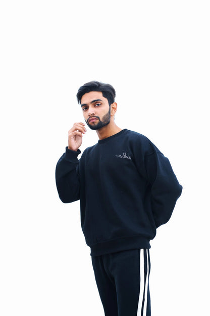 CHINGARII Signature Black Oversized Sweatshirt