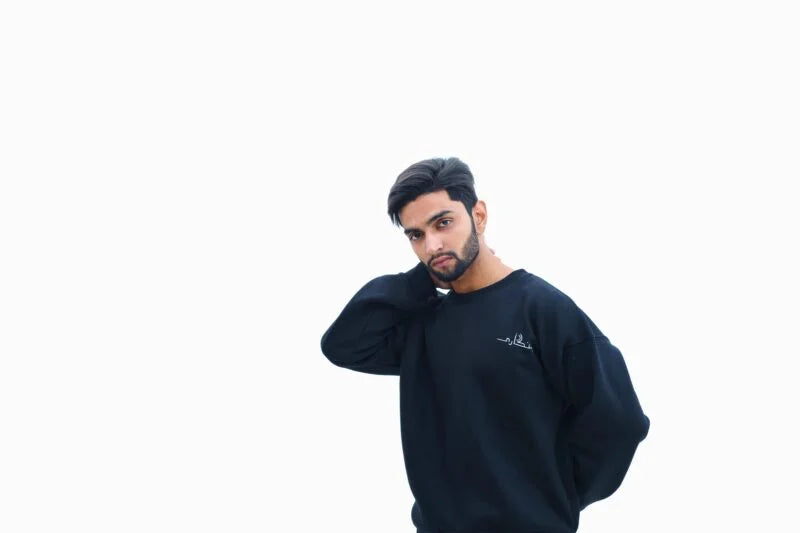 CHINGARII Signature Black Oversized Sweatshirt